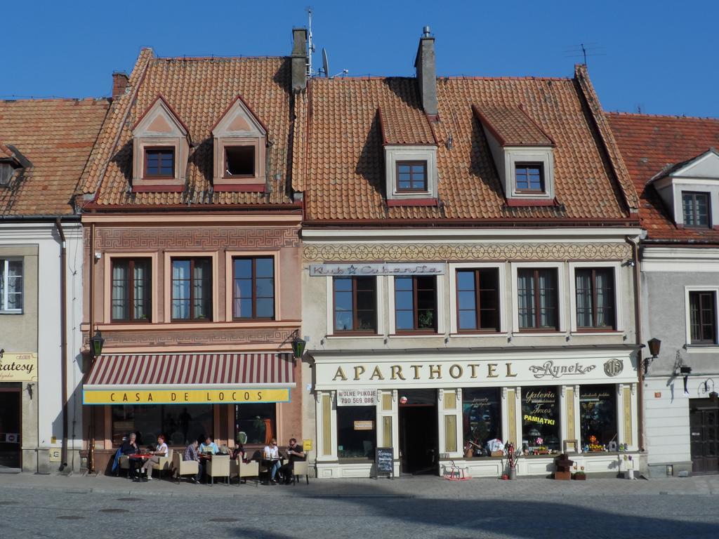 桑多梅日Rynek 16公寓式酒店 外观 照片
